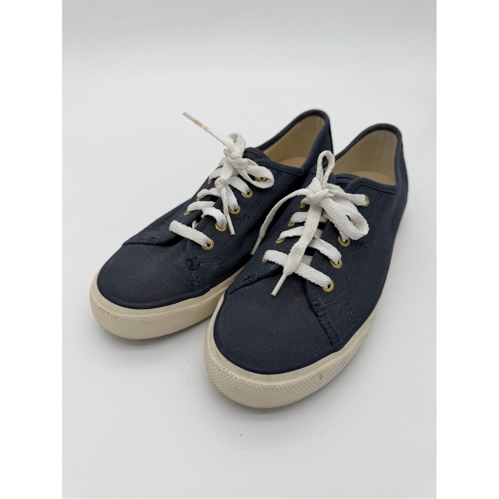 Sperry Navy Canvas Low-Top Sneakers with Cream Soles size 8
